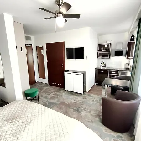 Apartment 118 W Pieciogwiazdkowym Plaza 200 M Dobruk Prywatny *