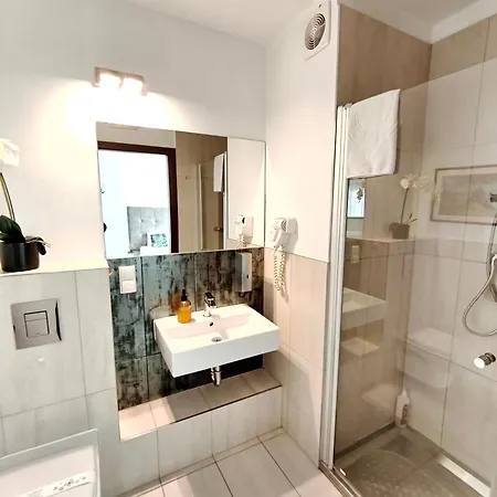 118 W Pieciogwiazdkowym Plaza 200 M Dobruk Prywatny Kołobrzeg