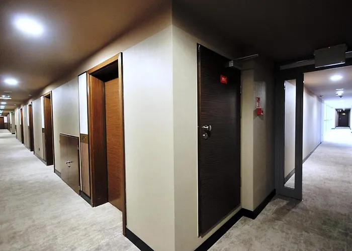 118 W Pieciogwiazdkowym Plaza 200 M Dobruk Prywatny Kolberg